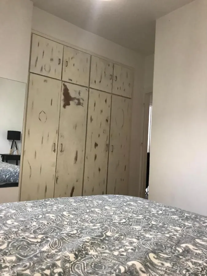 Town Center Apartment 라르나카